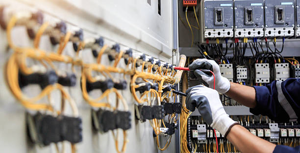 Professional Electrician technician working in Kilmarnock, VA